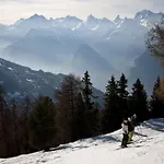 Pleasant In Versonnaz *