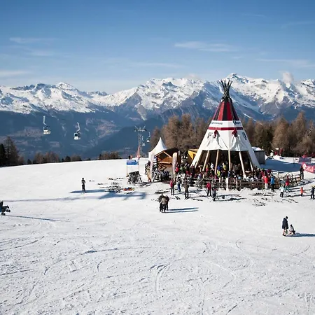 Pleasant In Versonnaz *