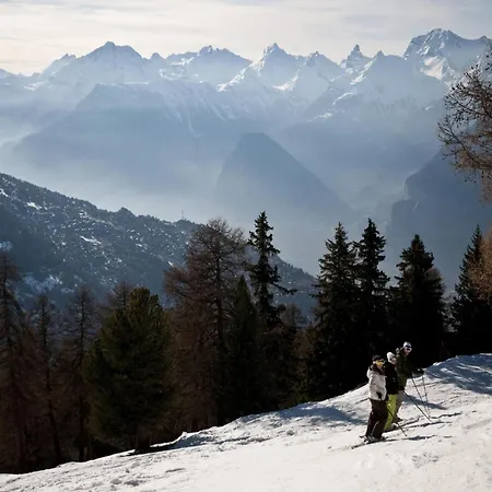 Pleasant In Versonnaz *