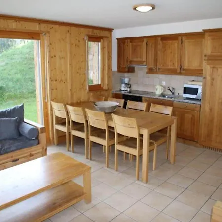 Pleasant In Versonnaz * فييسوناز